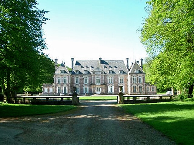 Chateau du Grand Daubeuf en 2004