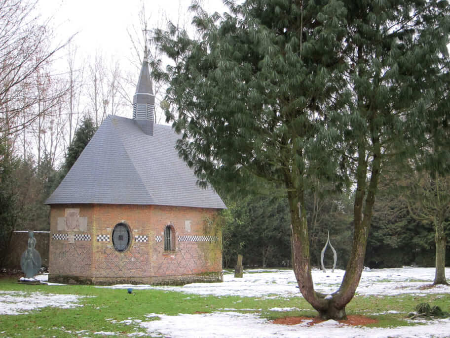 L'arche d'alliance, chapelle - jardin des sculptures de Bois Guilbert