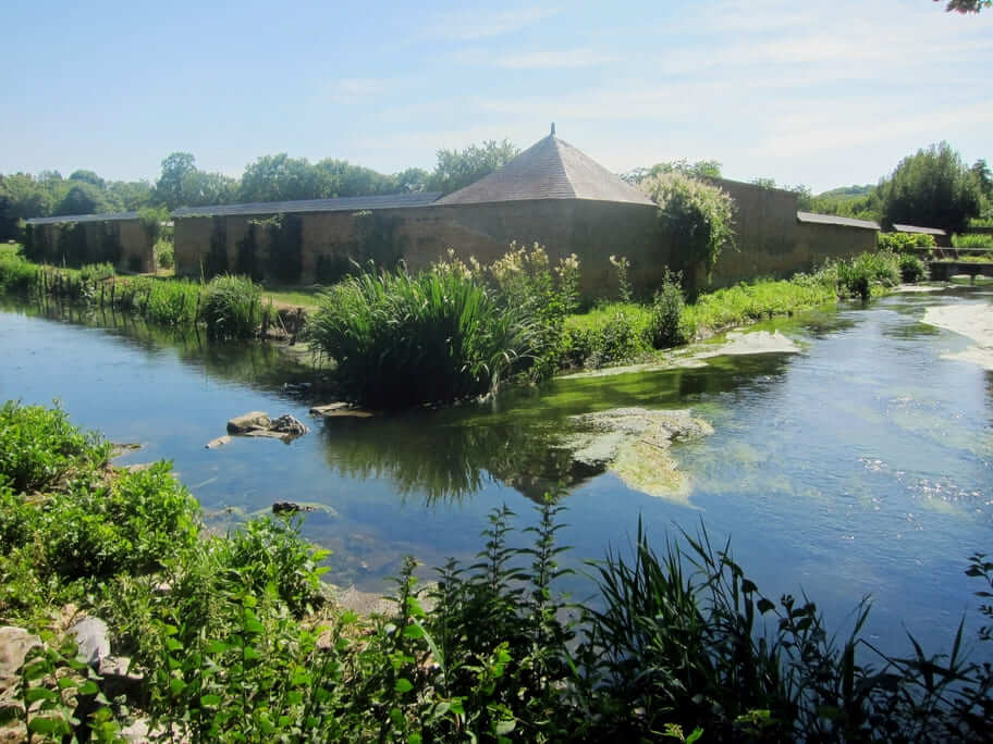 Les murs autour du potager d'Acquigny