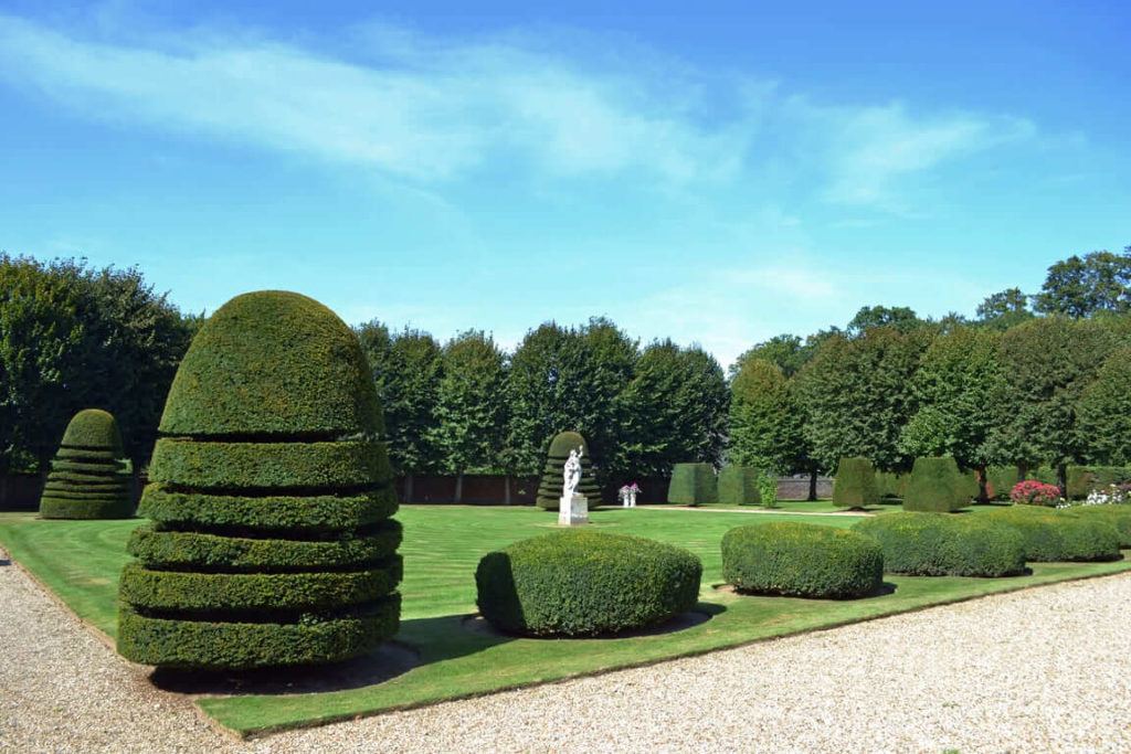 Topiaires à Mesnil-Geoffroy